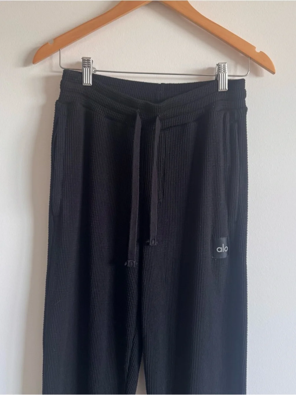 ALO Yoga made from